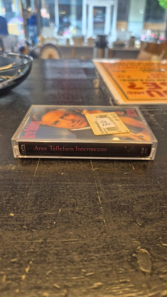 Arve Tellefsen - Intermezzo (Kassett) - BØR BØRSONS BRUKTHANDEL