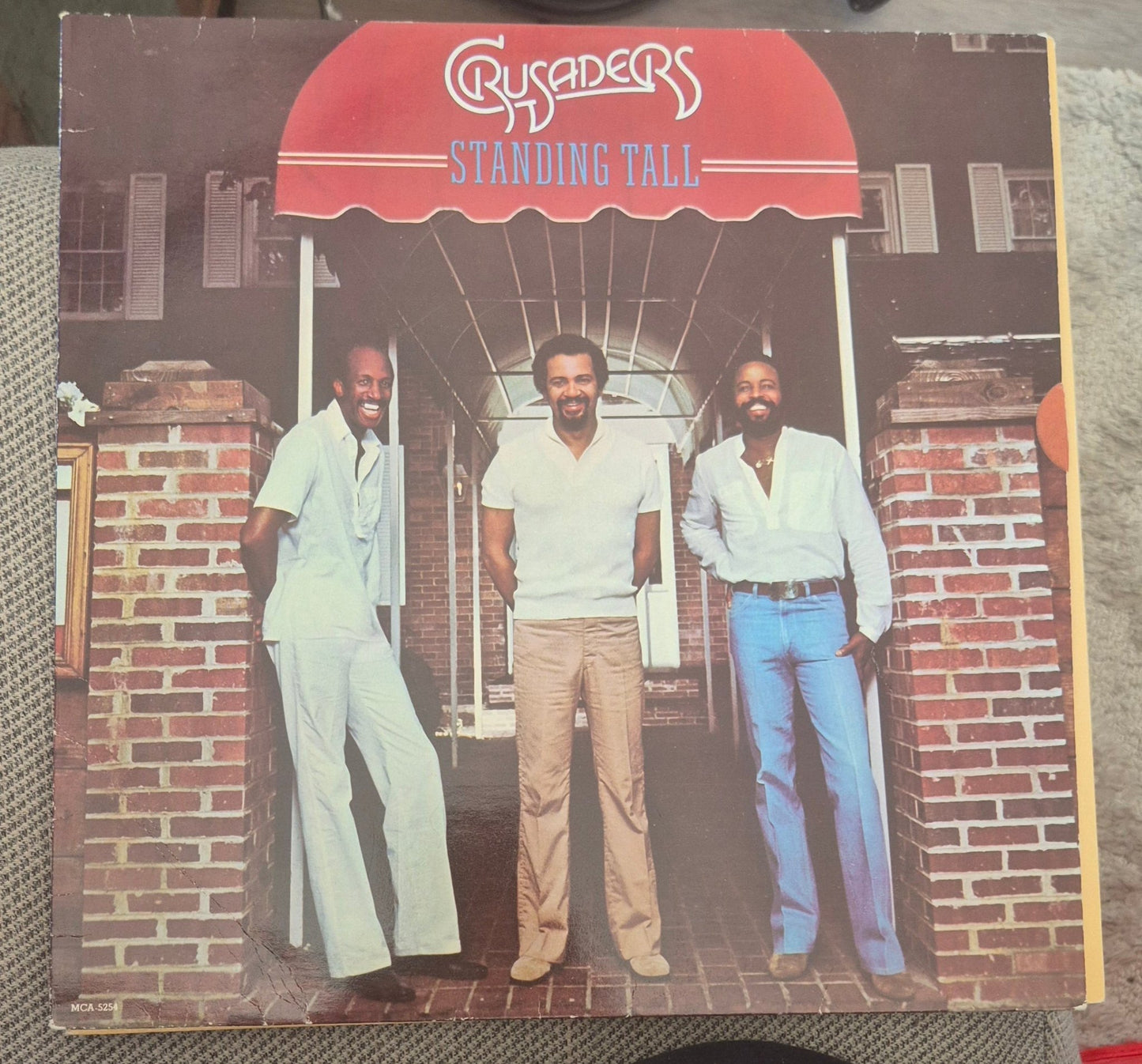 Crusaders – Standing Tall - BØR BØRSONS BRUKTHANDEL