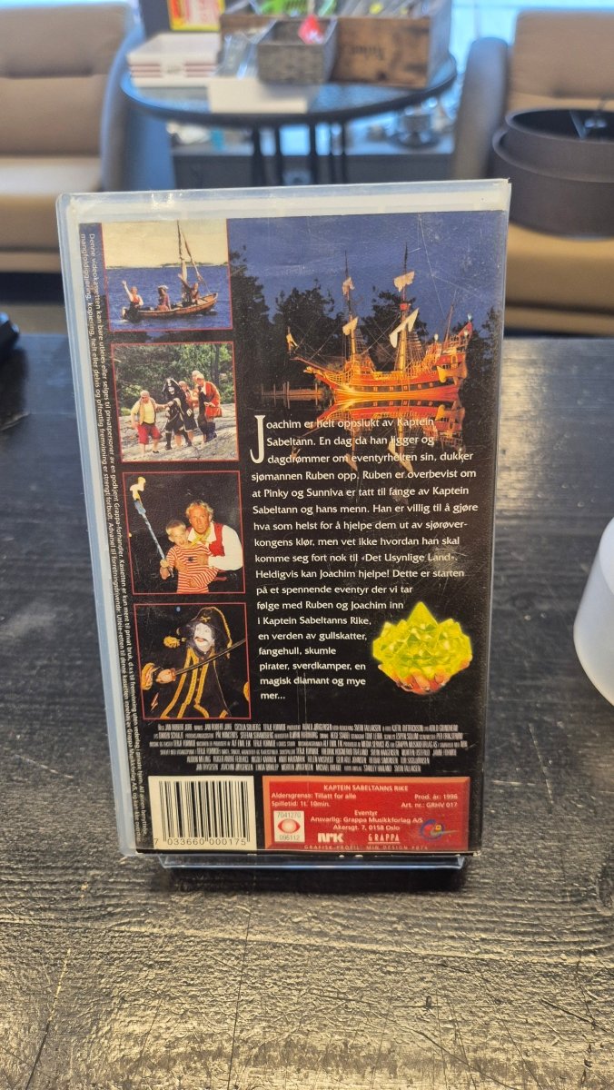Drømmen om Kaptein Sabeltanns rike - BØR BØRSONS BRUKTHANDEL