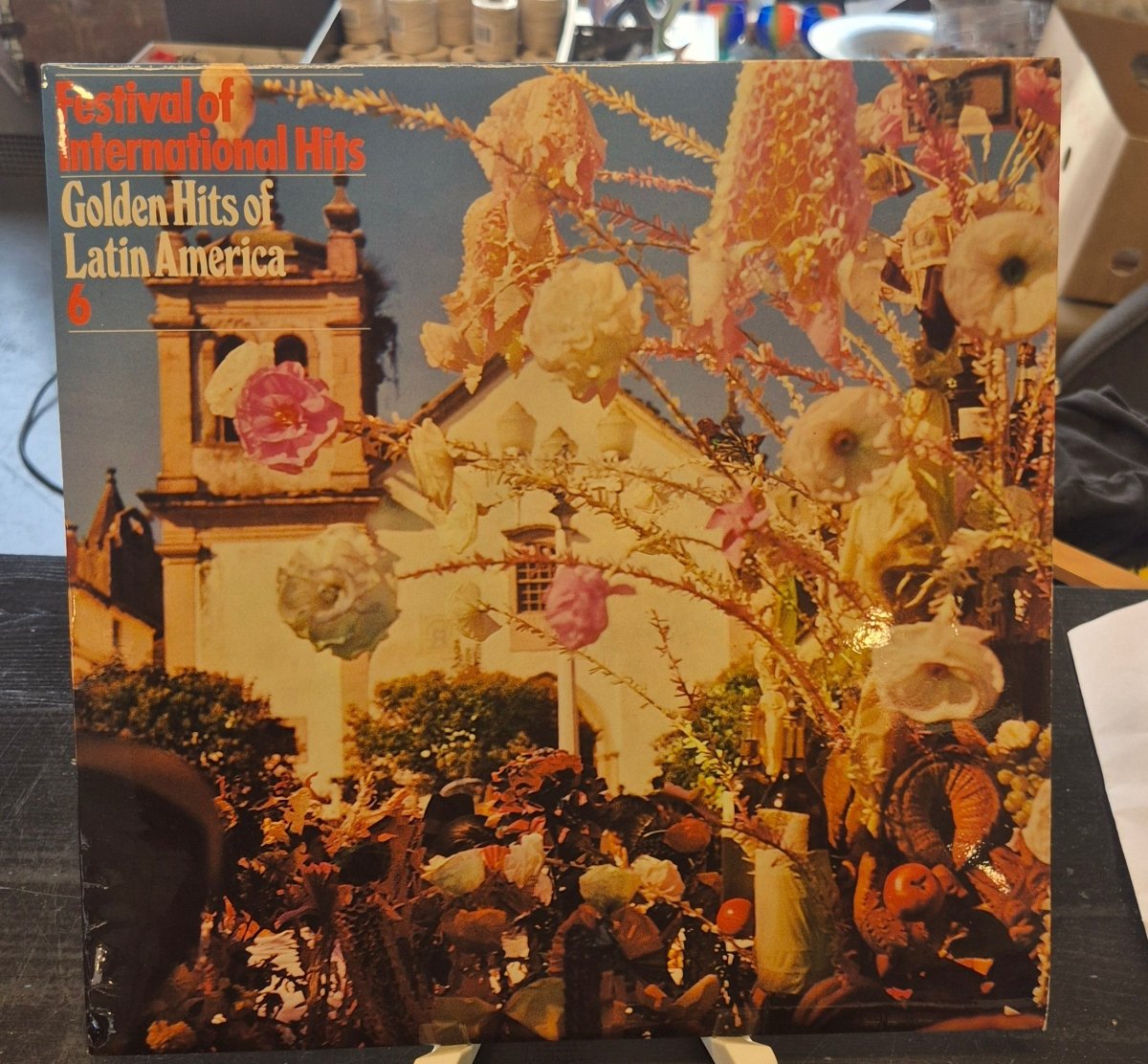 Festival of International hits 1 - 6 - BØR BØRSONS BRUKTHANDEL