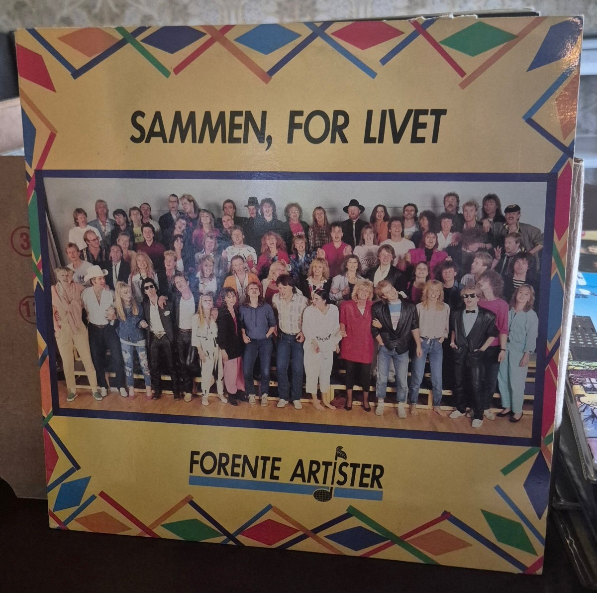 Forente Artister - Sammen for Livet - BØR BØRSONS BRUKTHANDEL