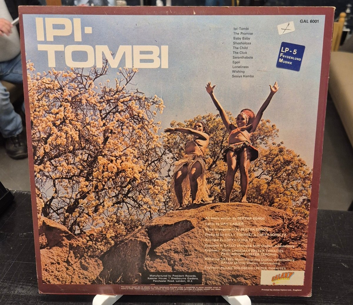 Ipi - Tombi - BØR BØRSONS BRUKTHANDEL