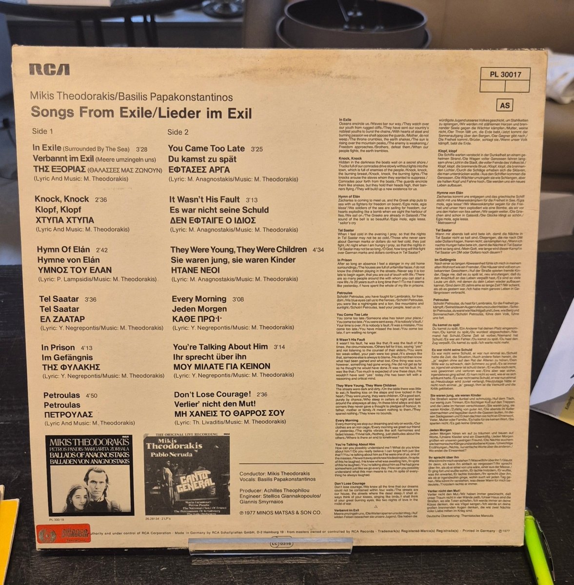 Mikis Theodorakis og Basili Papakonstantinos – Songs From Exile / Lieder im Exil - BØR BØRSONS BRUKTHANDEL