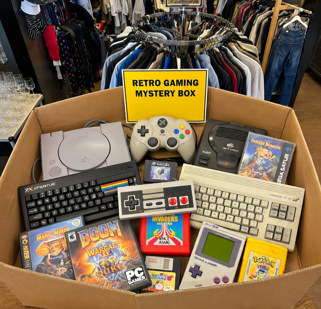 Gaming Mystery Box – overraskelsesboks med retro spill fra Bør Børsons Brukthandel