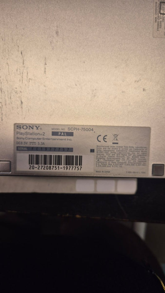 Sony PlayStation 2 Slim SCPH - 75004 (sølv) – PAL - BØR BØRSONS BRUKTHANDEL