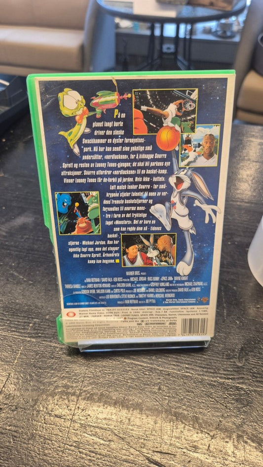 Space Jam (VHS) - BØR BØRSONS BRUKTHANDEL