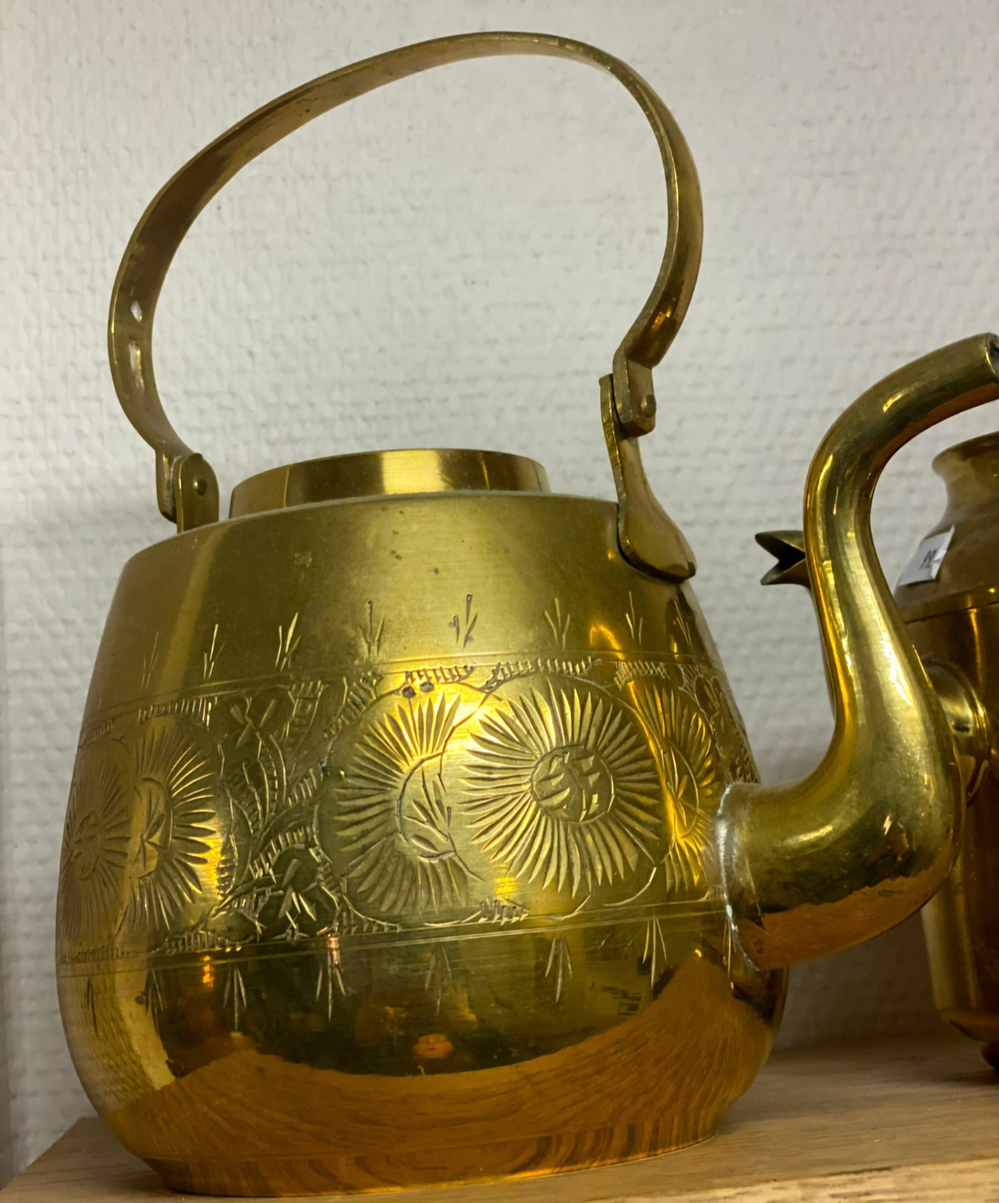 Vintage gravert Tekanne - BØR BØRSONS BRUKTHANDEL