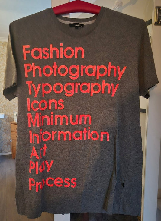 90s Minimum Tshirt - BØR BØRSONS BRUKTHANDEL