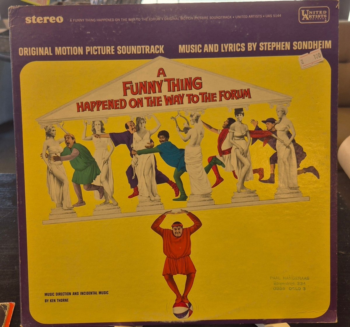 A Funny Thing Happened on the Way to the Forum - BØR BØRSONS BRUKTHANDEL