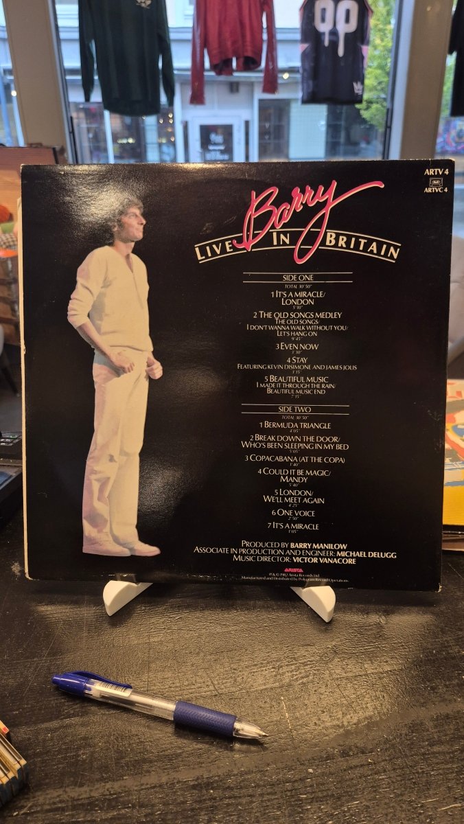 Barry Manilow – Live In Britain - BØR BØRSONS BRUKTHANDEL