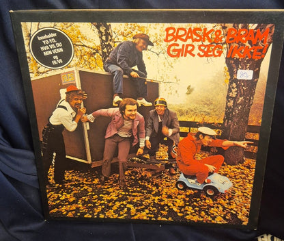 Brask & Bram – Gir seg ikke! (Vinyl, 1978) - BØR BØRSONS BRUKTHANDEL