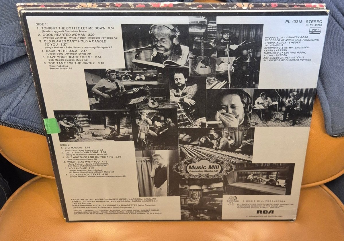 Country Road - Country Road Is Back (LP, 1981) - BØR BØRSONS BRUKTHANDEL