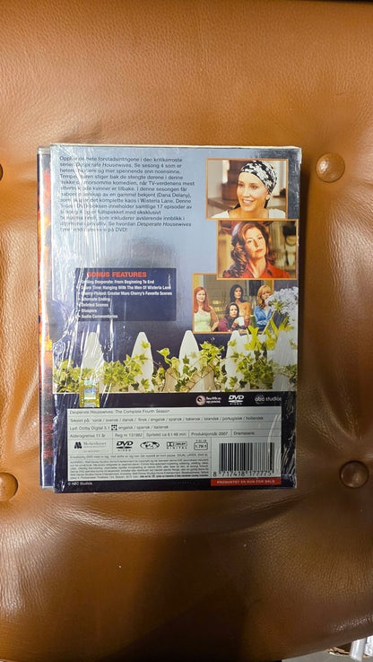 Desperate Housewives Season 4 DVD, Sizzling Secrets Edition, norsk utgave - BØR BØRSONS BRUKTHANDEL