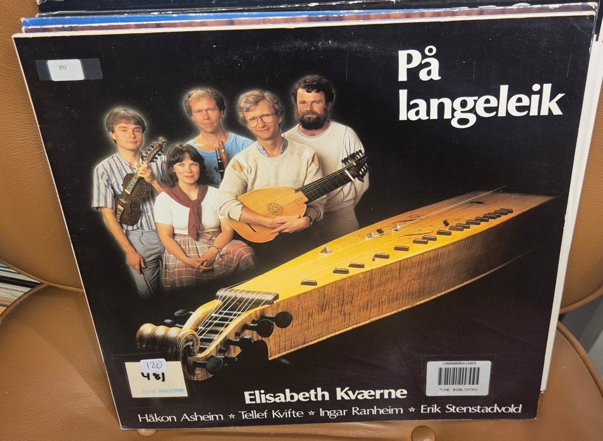 Elisabeth Kværne - På langeleik (LP) - BØR BØRSONS BRUKTHANDEL