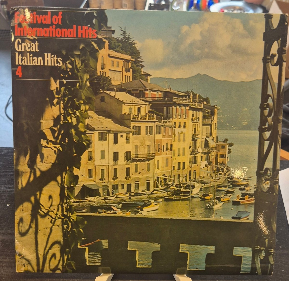 Festival of International hits 1 - 6 - BØR BØRSONS BRUKTHANDEL