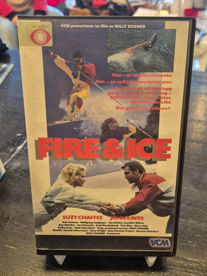 Fire & Ice VHS Big Box - BØR BØRSONS BRUKTHANDEL