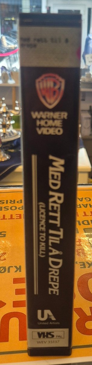 James Bond 007: Med Rett Til Å Drepe (Licence to Kill) - VHS Big Box - BØR BØRSONS BRUKTHANDEL