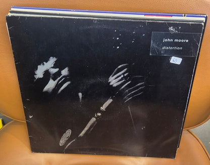 John Moore - Distortion (LP) - BØR BØRSONS BRUKTHANDEL
