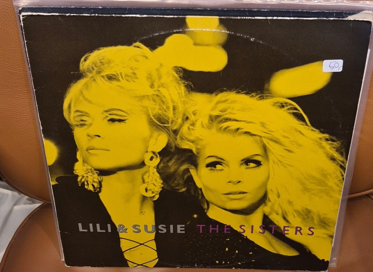 Lili & Susie - The Sisters (LP, 1990) - BØR BØRSONS BRUKTHANDEL