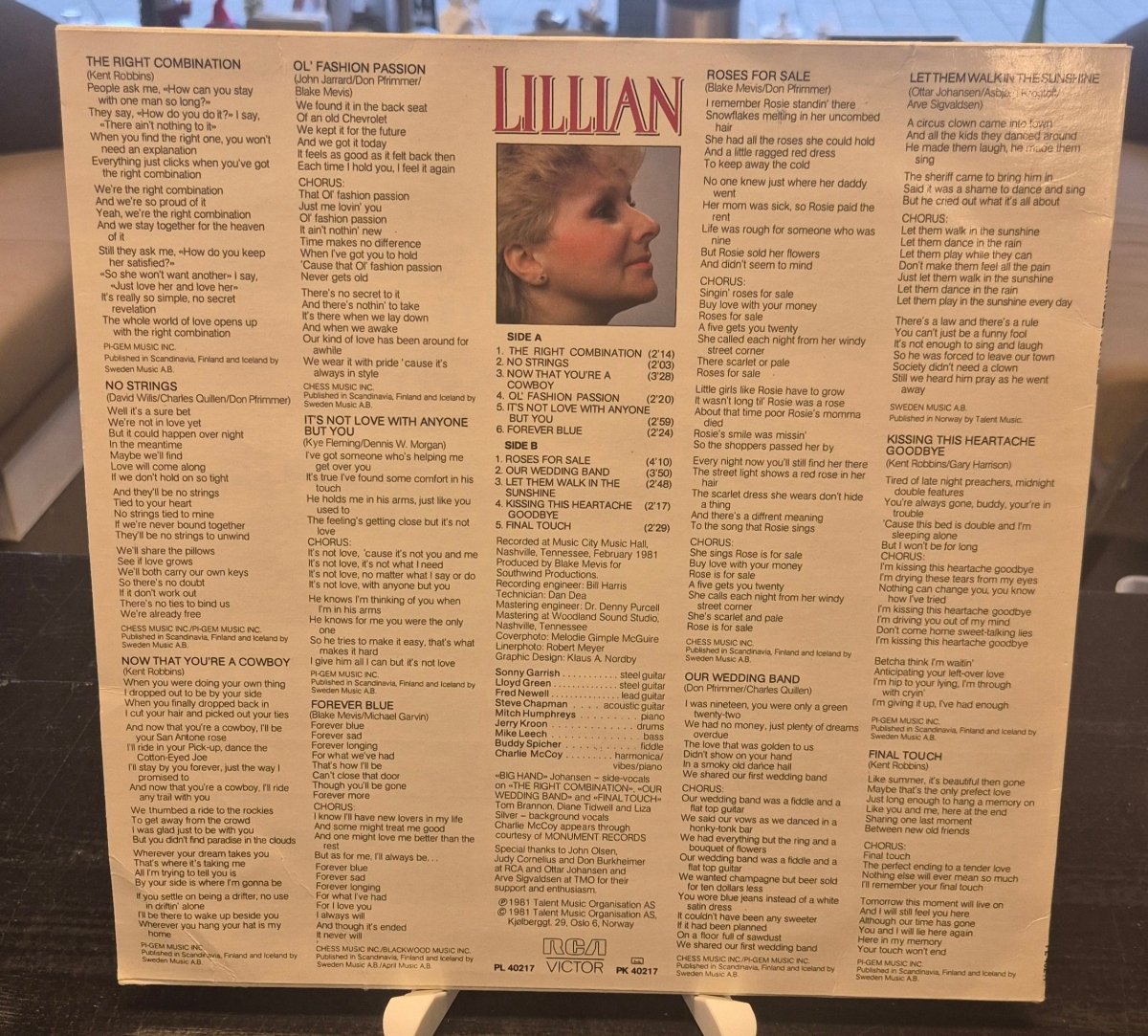 Lillian – Roses for Sale - BØR BØRSONS BRUKTHANDEL