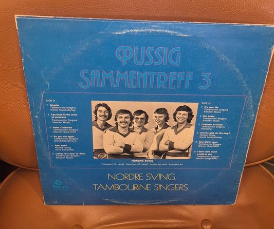 Nordre Sving, Tambourine Singers – Pussig Sammentreff 3 (LP) - BØR BØRSONS BRUKTHANDEL