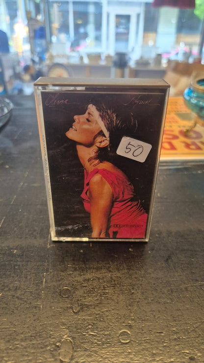 Olivia Newton-John - Physical (Kassett) - BØR BØRSONS BRUKTHANDEL