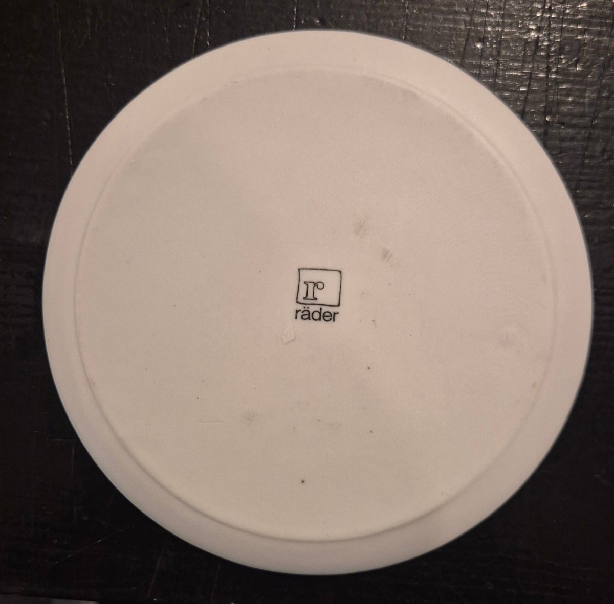 Räder Design Porselenstallerken med gullfugl - BØR BØRSONS BRUKTHANDEL