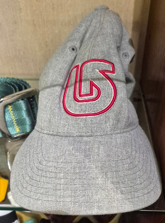Retro Burton caps - BØR BØRSONS BRUKTHANDEL