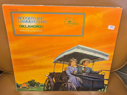 Rodgers and Hammerstein's Oklahoma! Motion Picture Soundtrack (Emidisc Vinyl LP) - BØR BØRSONS BRUKTHANDEL