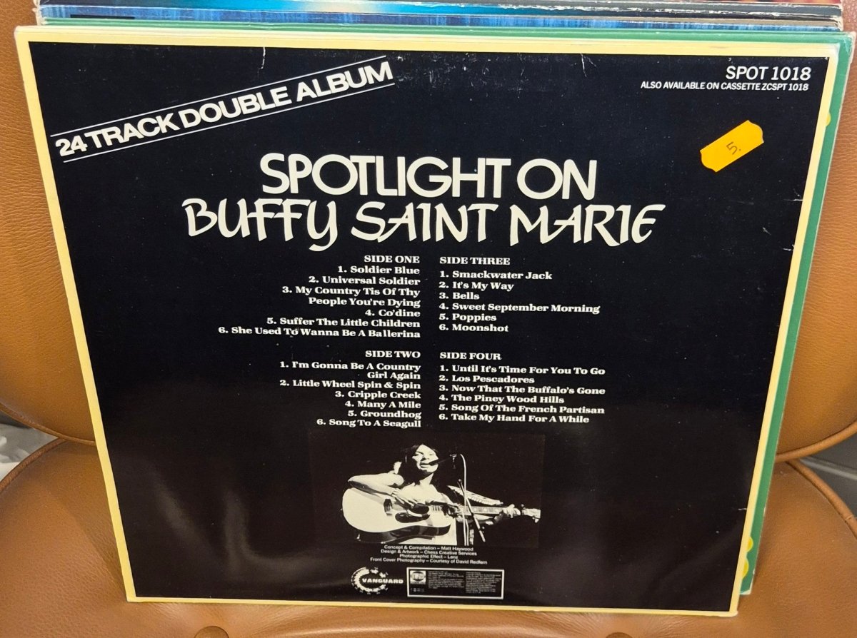 Spotlight On Buffy Saint - Marie (2LP) - BØR BØRSONS BRUKTHANDEL
