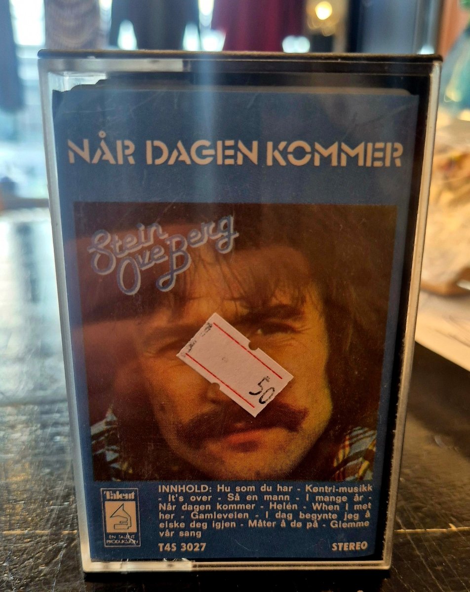 Stein Ove Berg - Når Dagen Kommer (Kassett) - BØR BØRSONS BRUKTHANDEL