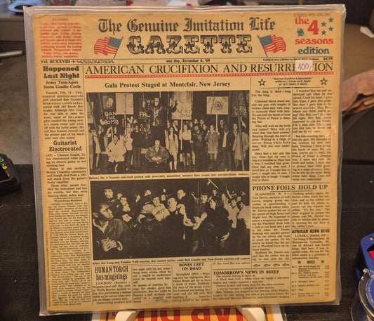 The 4 Seasons - The Genuine Imitation Life Gazette - BØR BØRSONS BRUKTHANDEL