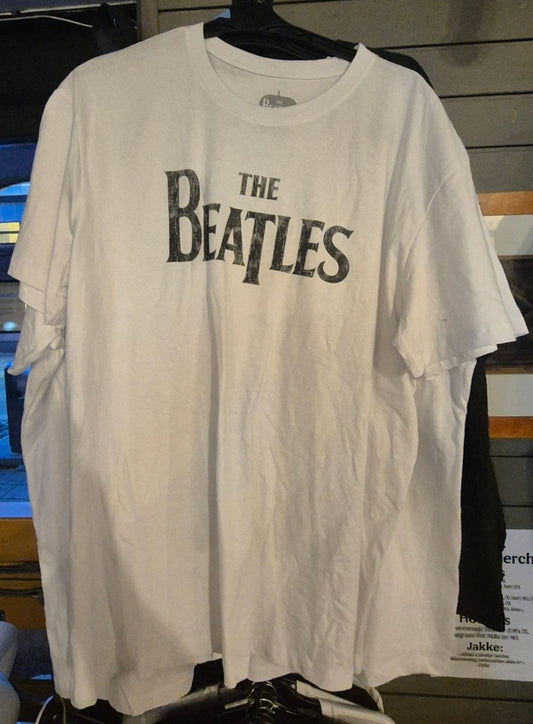 The Beatles – Sgt. Pepper's / Logo T - skjorte - BØR BØRSONS BRUKTHANDEL