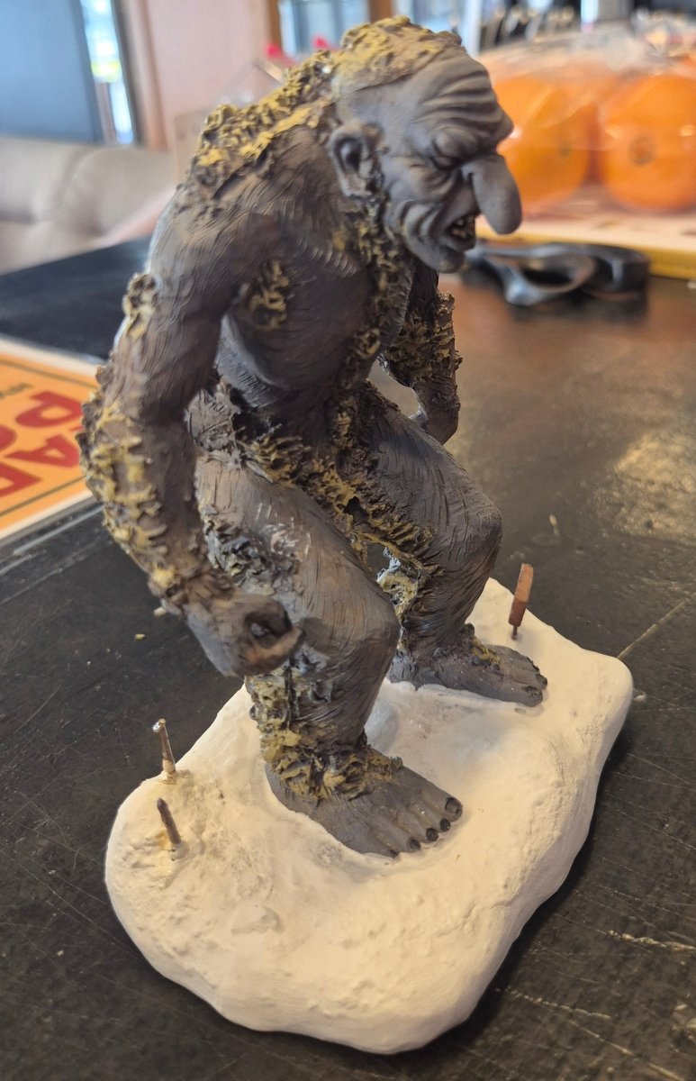 Trollfigur 14cm høy - BØR BØRSONS BRUKTHANDEL